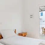 Sifnos 5 * فاثي